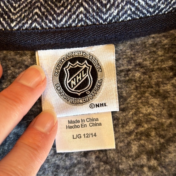 NHL Washington Capitals fleece quarter-zip, NWOT, youth L - Picture 3 of 5